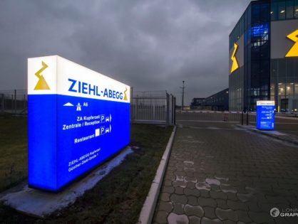 Hell erleuchtet in der dunklen Jahreszeit