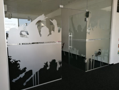 Wie lange haften Fensterfolierungen?