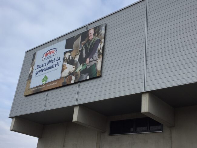 Banner Werbung Hofgut Banner Werbung Gebäude